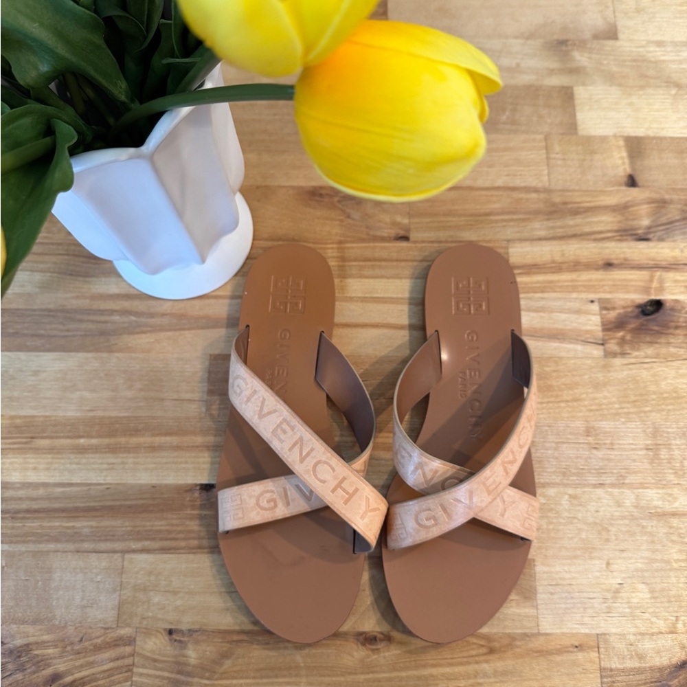 Givenchy Tan Sandals size 39 (8.5)